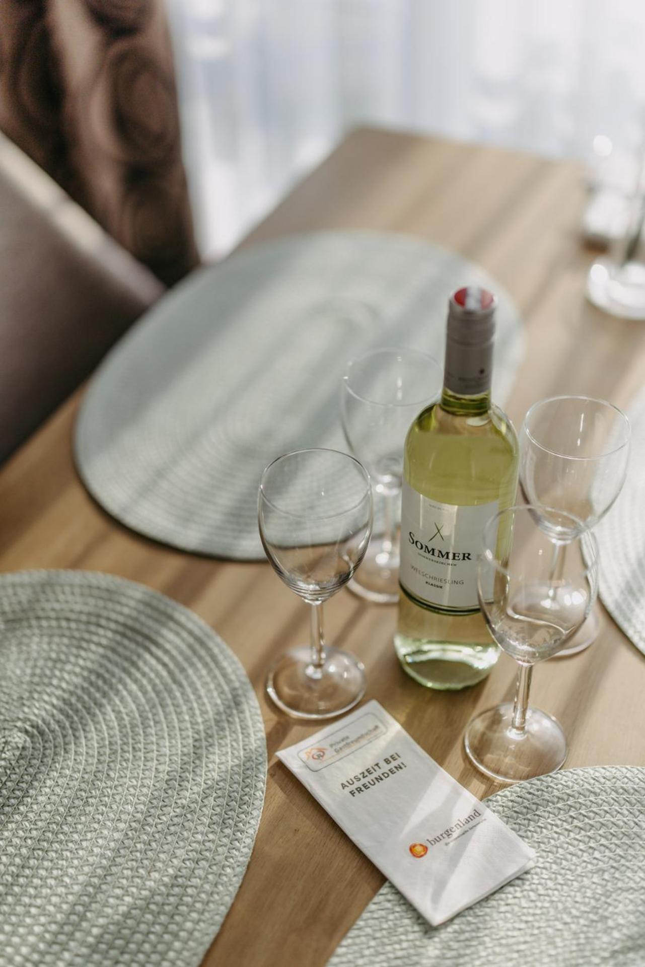 אייזנשטאדט Grosse Ferienwohnung Burgenland מראה חיצוני תמונה